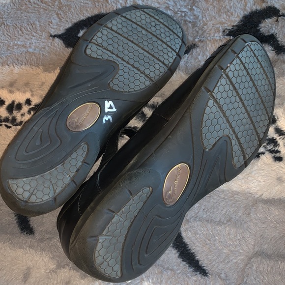 Earth Origins Britney 4 Black Leather Mary Janes — 9 - Picture 9 of 10